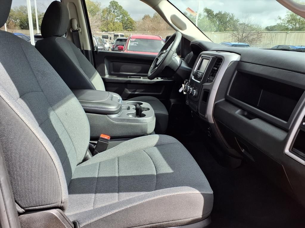 Used 2021 Diamond Black Crystal Pearlcoat Ram Tradesman image 23