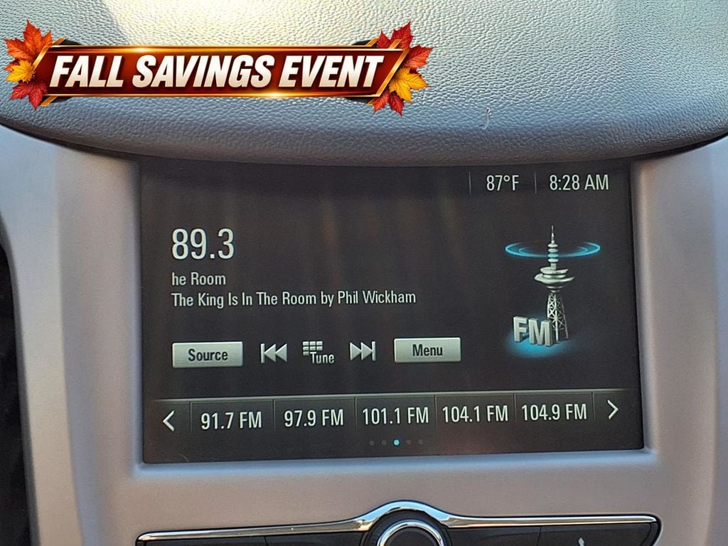 Used 2017 Summit White Chevrolet LS image 28