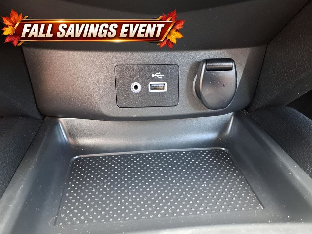 Used 2022 Scarlet Ember Pearl Metallic Nissan SV image 21