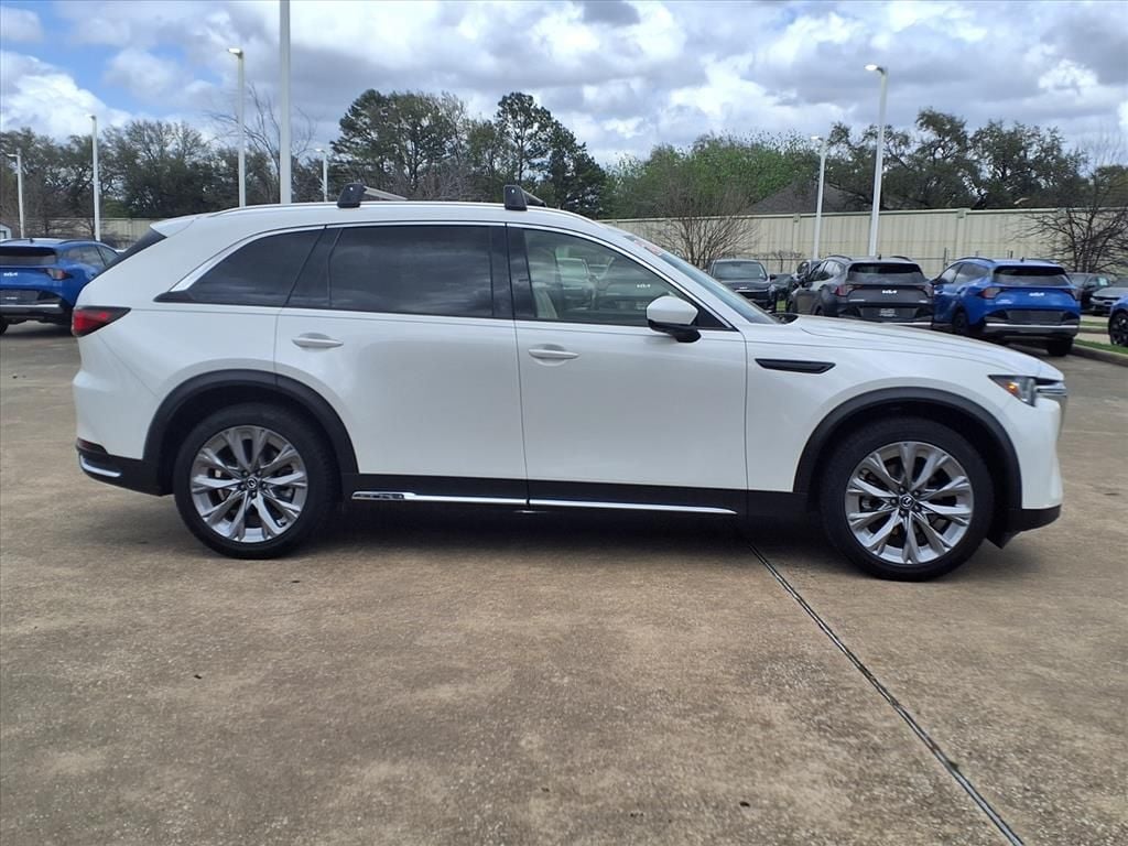 Used 2024 White Mazda 3.3 Turbo Premium Plus image 28