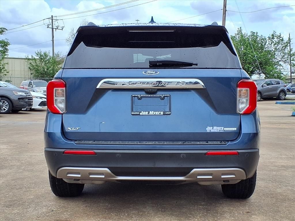 Used 2020 Blue Ford XLT image 6