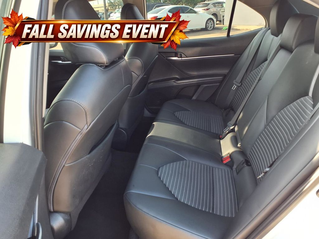 Used 2024 Ice Toyota SE image 11