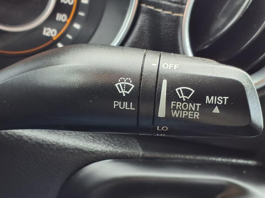 Used 2021 Granite Crystal Metallic Clearcoat Jeep Overland image 17