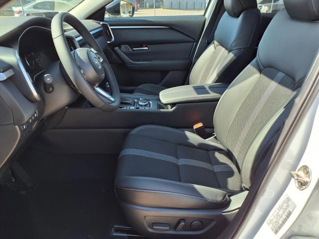 New 2026 Wind Chill Pearl Mazda Preferred AWD image 4