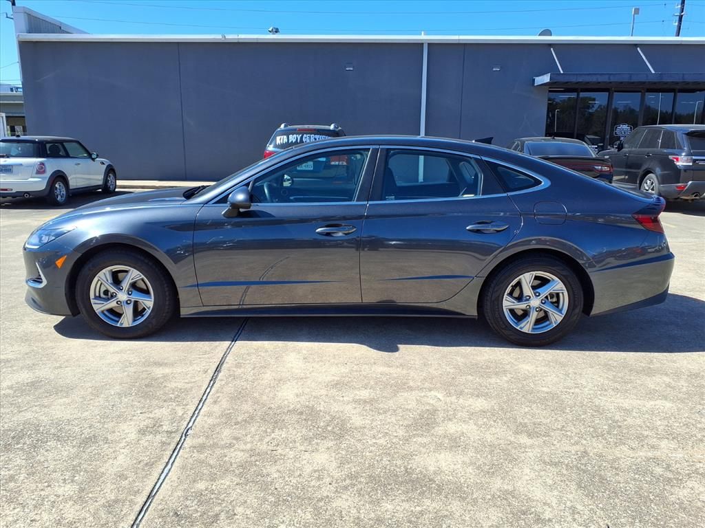 Used 2021 Portofino Gray Hyundai SE image 5