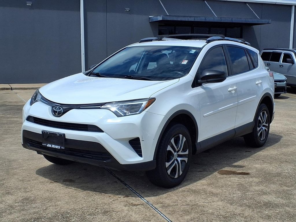 Used 2018 Toyota RAV4 LE SUV