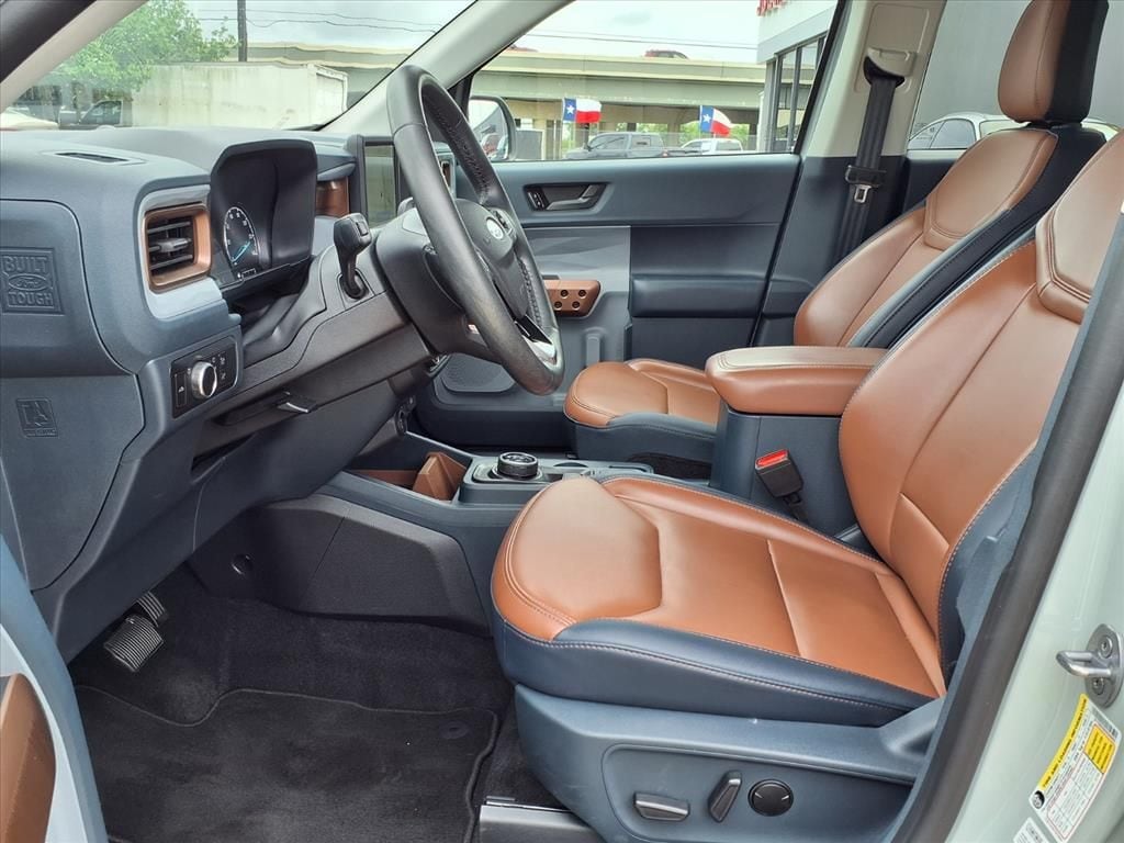 Used 2024 Cactus Gray Ford Lariat image 11