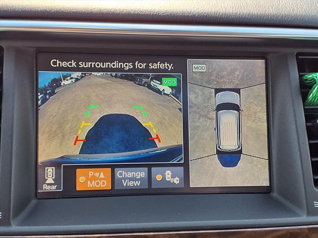 Used 2020 Gun Metallic Nissan SL image 29