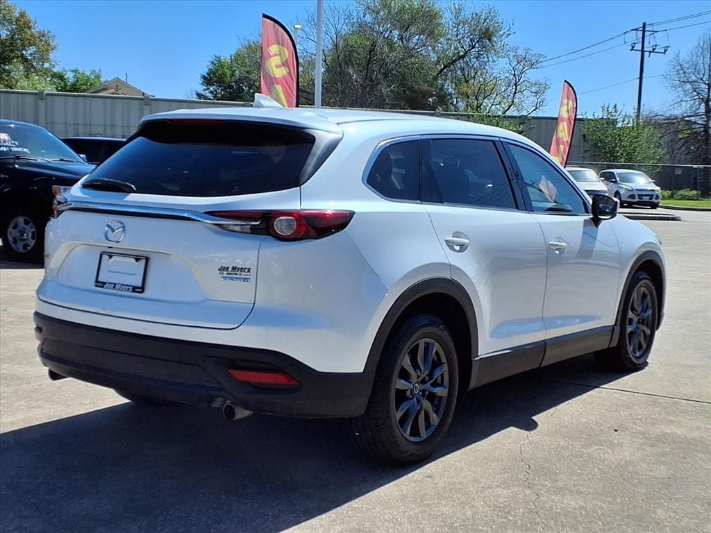 Used 2022 Snowflake White Pearl Mica Mazda Touring image 4