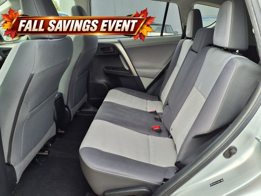 Used 2013 Classic Silver Metallic Toyota XLE image 12