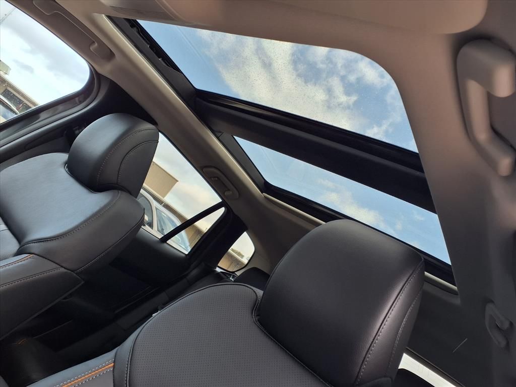 Used 2026 Gray Metallic Mazda 2.5 S Premium image 6