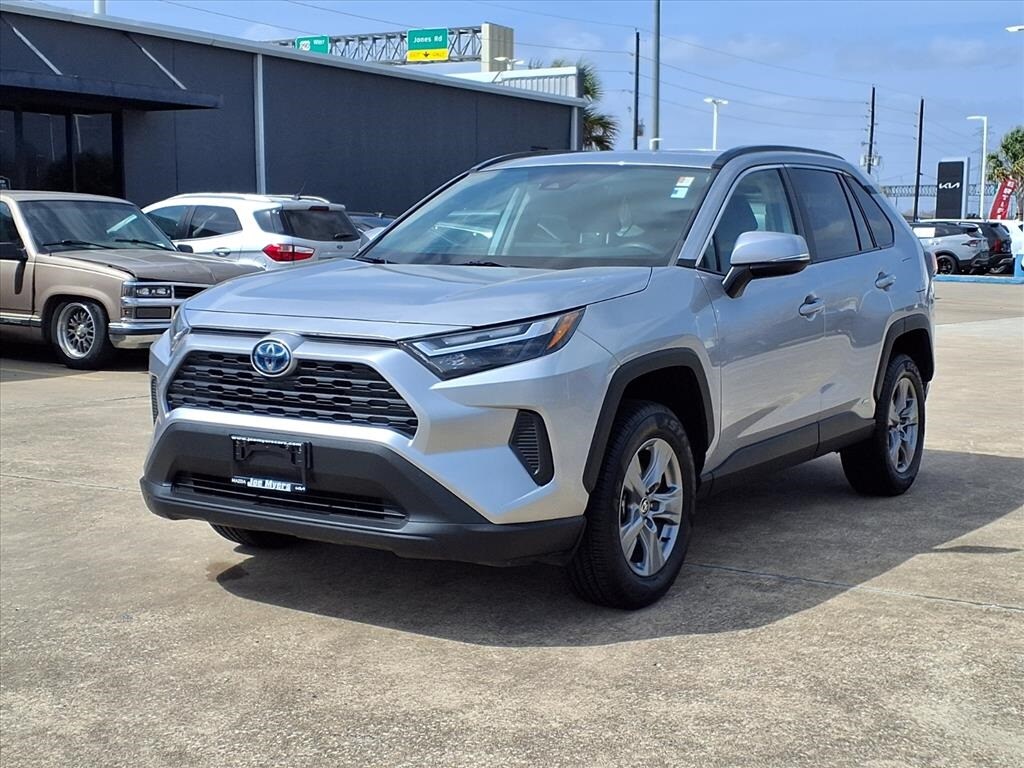 Used 2022 Toyota RAV4 Hybrid XLE SUV