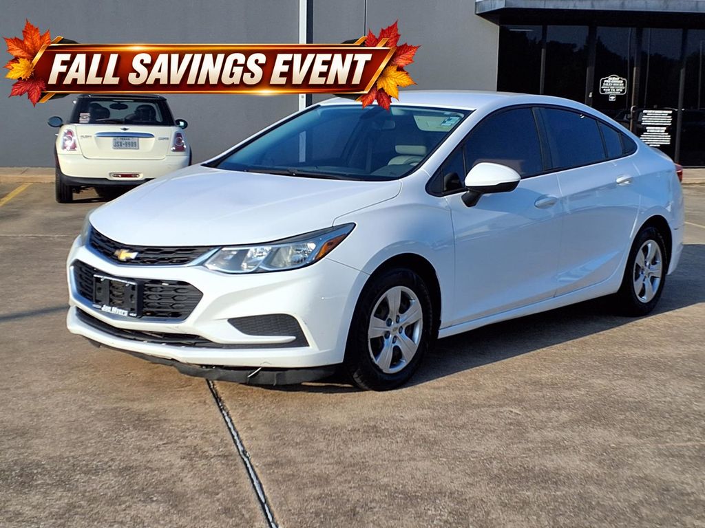 Used 2017 Summit White Chevrolet LS image 3