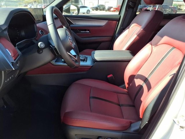 New 2026 Rhodium White Premium Mazda 3.3 Turbo Premium Plus AWD image 4