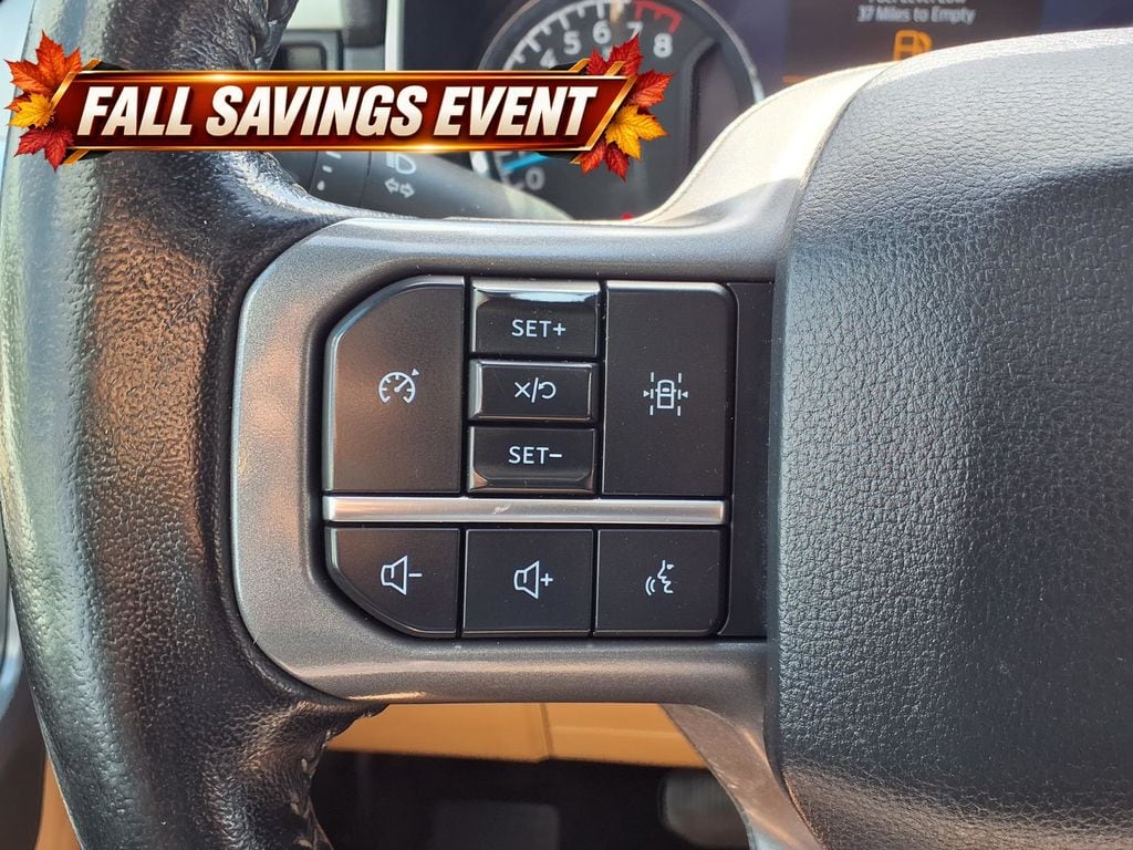 Used 2022 Oxford White Ford XLT image 18