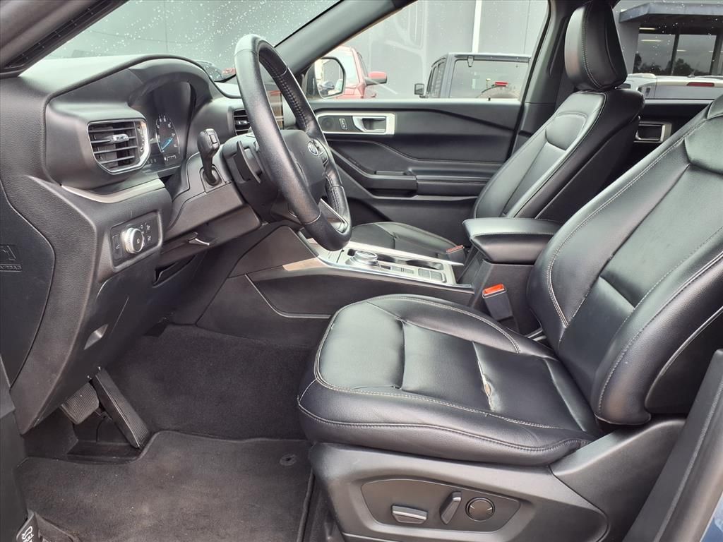 Used 2020 Blue Ford XLT image 13