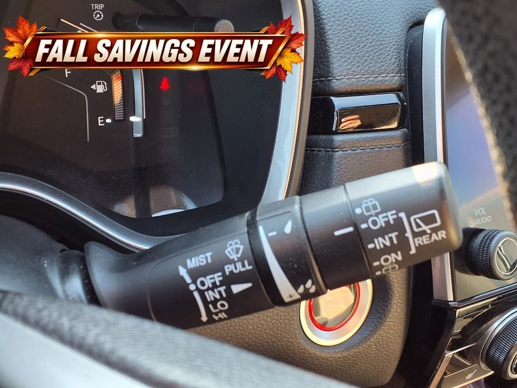 Used 2019 White Honda EX image 25