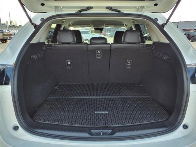 New 2025 Rhodium White Metallic Mazda 2.5 S Select AWD image 15