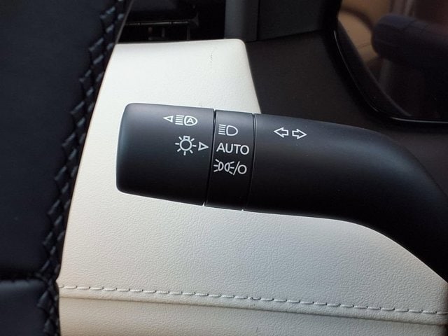 New 2026 Navy Blue Mica Mazda 2.5 S Select AWD image 9