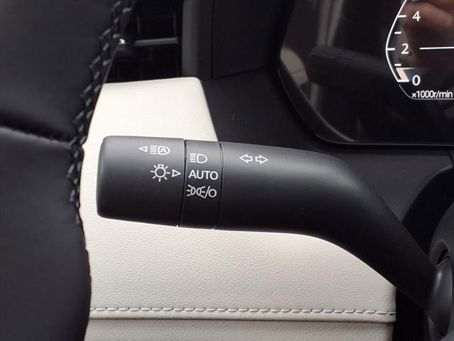 New 2026 Jet Black Mica Mazda 2.5 S Preferred AWD image 9