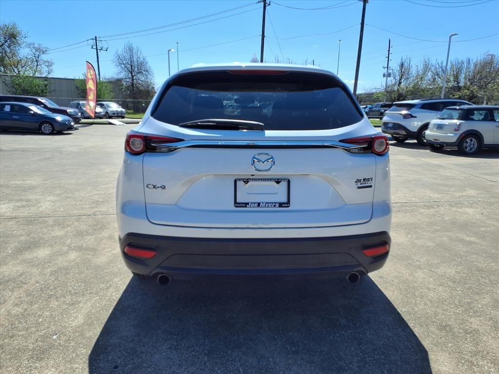 Used 2022 Snowflake White Pearl Mica Mazda Touring image 8