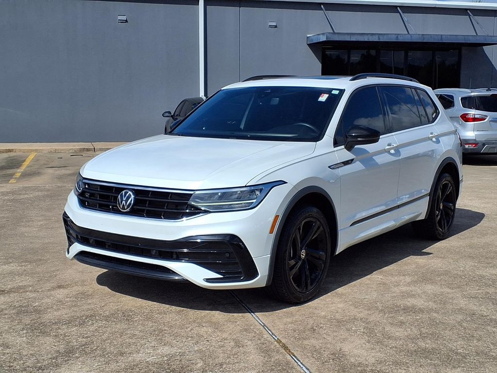 Used 2023 Opal White Volkswagen 2.0T SE R-Line Black image 3
