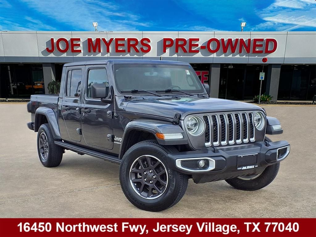 Used 2021 Jeep Gladiator Overland Truck