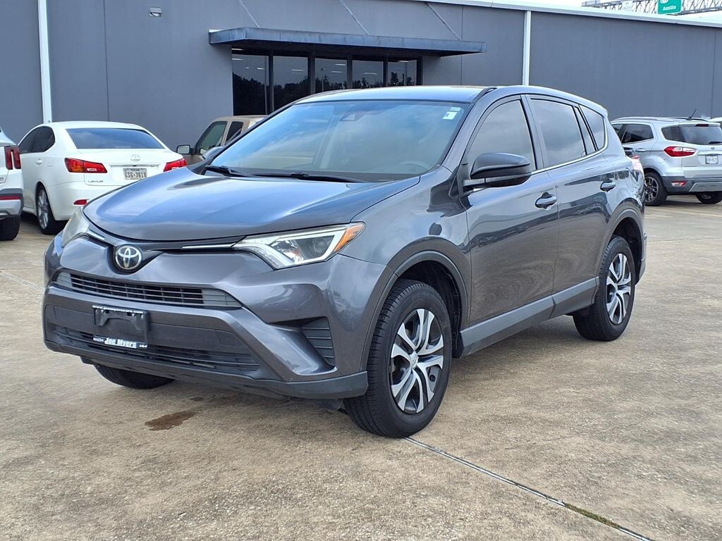 Used 2018 Toyota RAV4 LE SUV