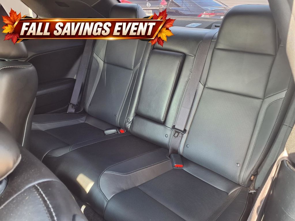 Used 2023 B5 Blue Pearlcoat Dodge SXT image 11
