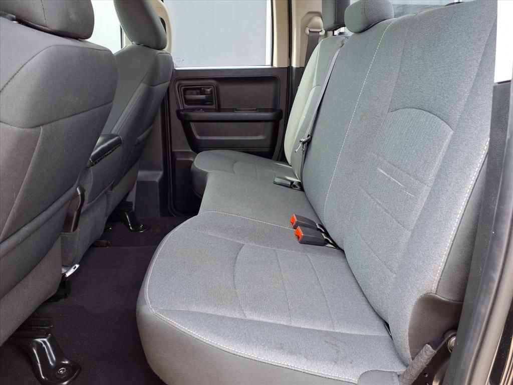 Used 2021 Diamond Black Crystal Pearlcoat Ram Tradesman image 8