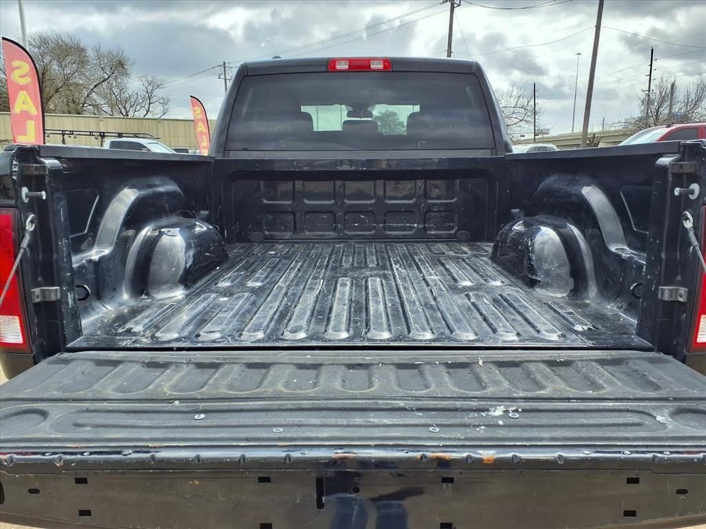Used 2021 Diamond Black Crystal Pearlcoat Ram Tradesman image 29