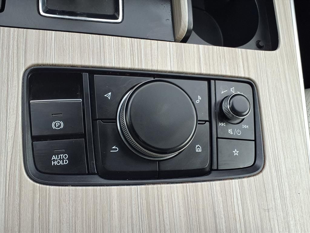 Used 2024 White Mazda 3.3 Turbo Premium Plus image 23