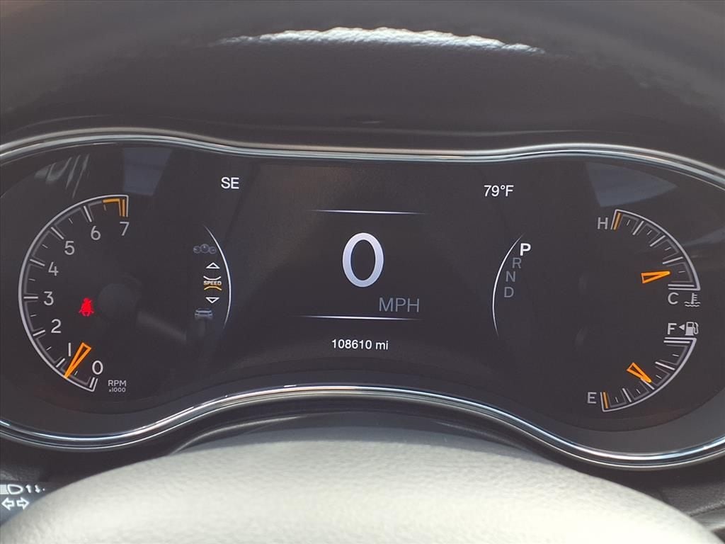 Used 2020 Bright White Clearcoat Jeep Altitude image 30