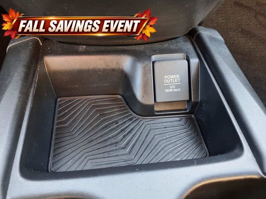 Used 2019 White Honda EX image 23