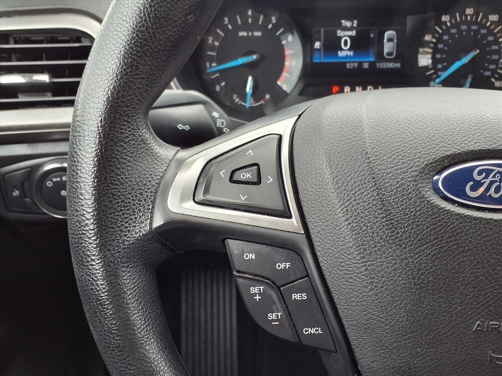 Used 2017 Magnetic Ford SE image 23