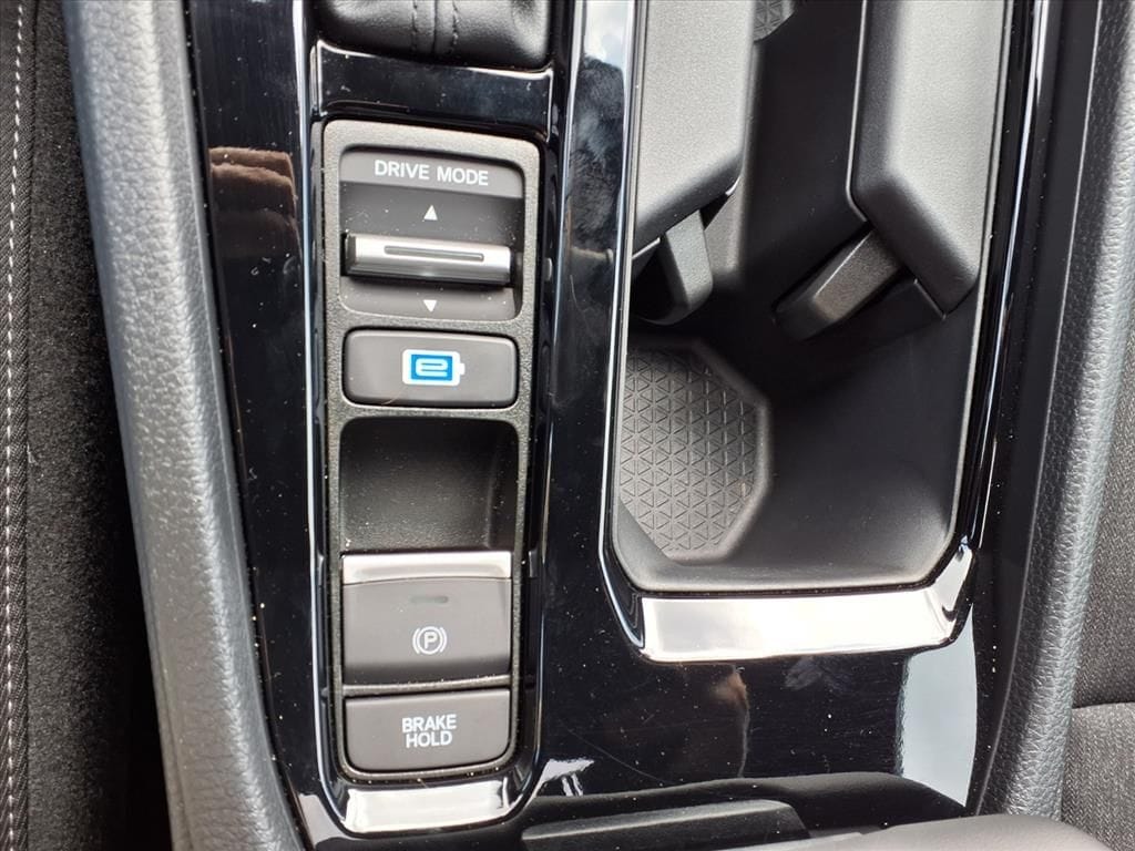 Used 2025 Gray Honda Sport image 24