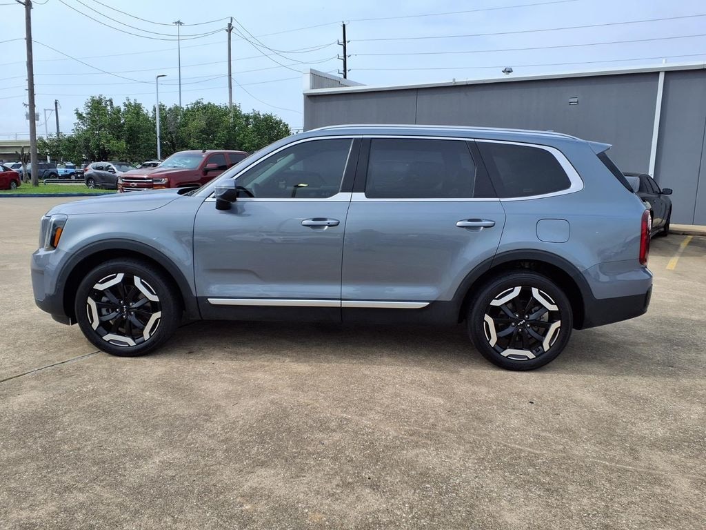 Certified 2025 Kia Telluride S SUV