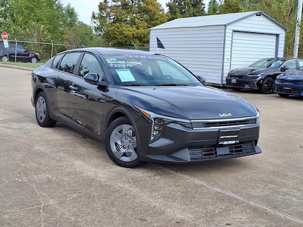 2025 Kia K4 LX Sedan