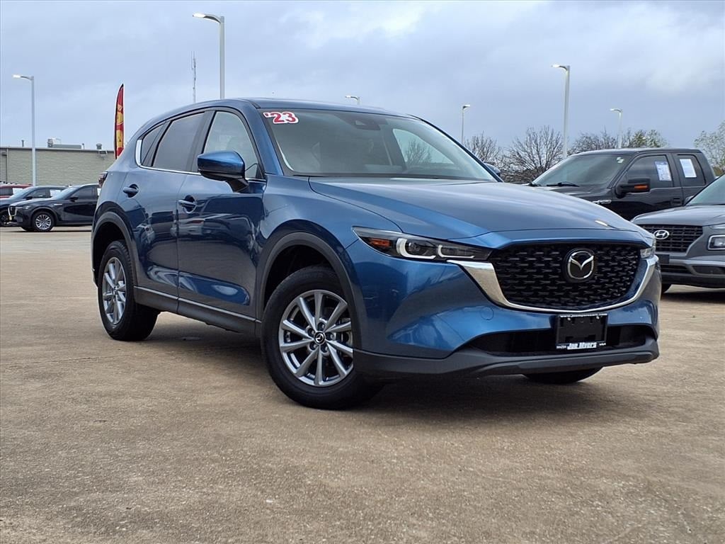2023 Mazda CX-5 S Preferred package