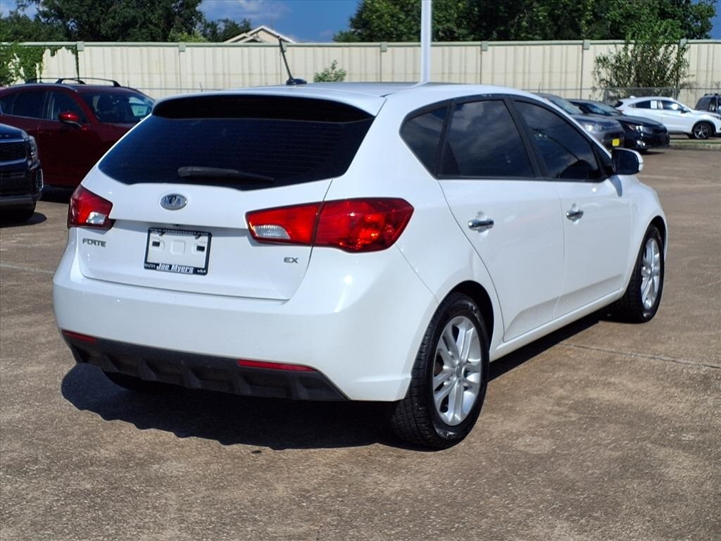 2012 Kia Forte EX photo 4