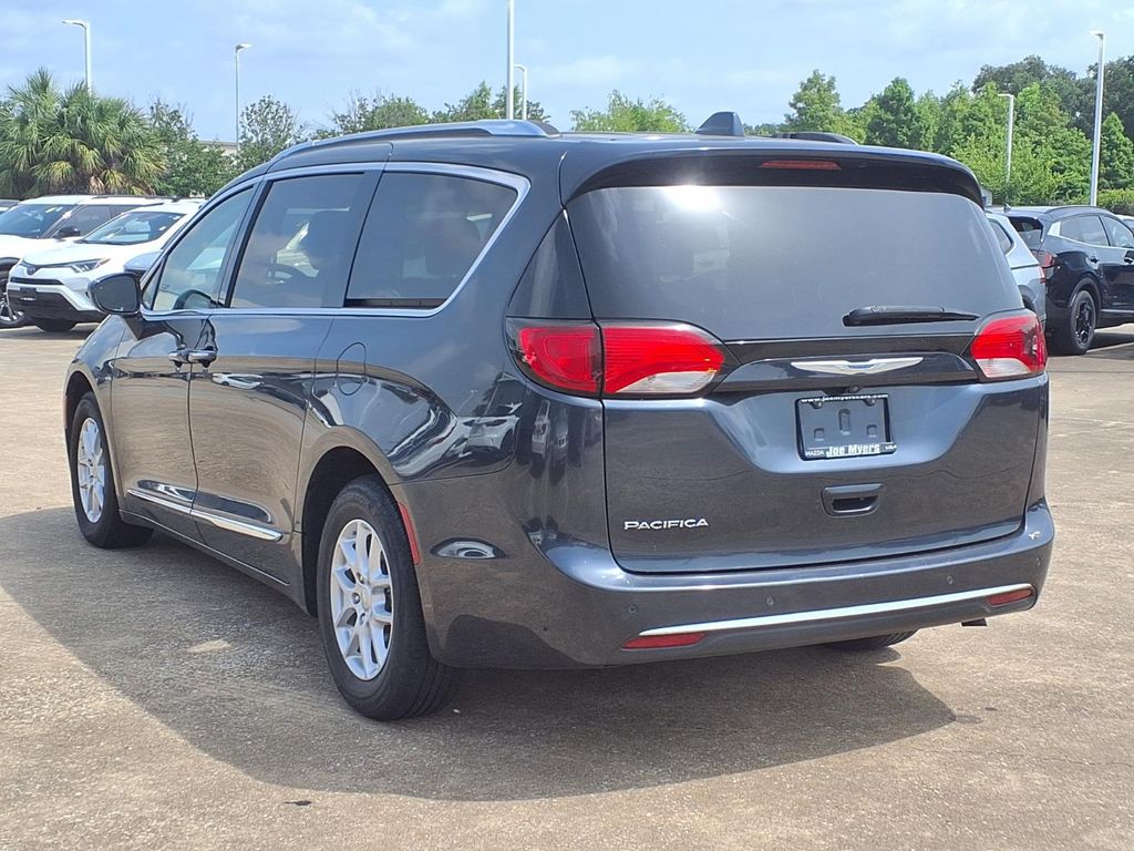 Used 2020 Chrysler Pacifica Touring L with VIN 2C4RC1BG4LR139248 for sale in Jersey Village, TX