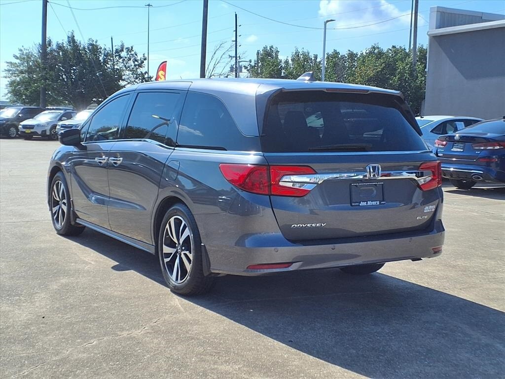 2019 Honda Odyssey Elite photo 3