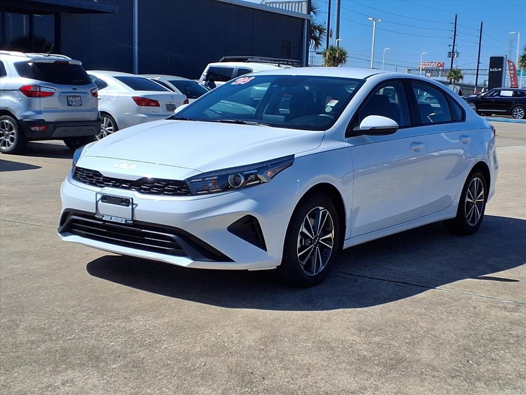 Certified 2024 Kia Forte LXS Sedan