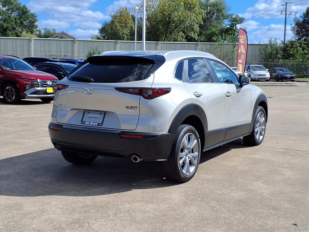 2023 Mazda CX-30 2.5 Select photo 3