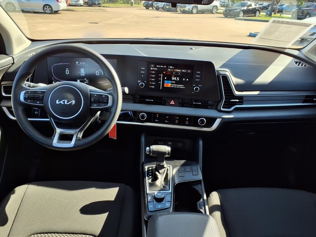 Certified 2025 Kia Sportage LX SUV