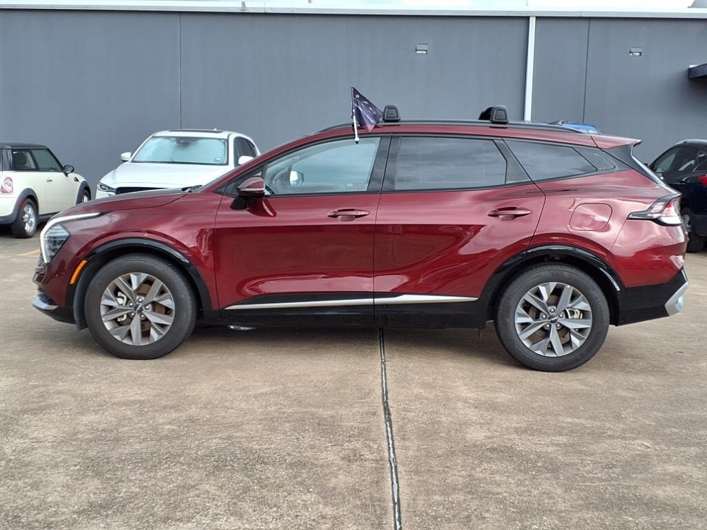 2025 Kia Sportage SX photo 2