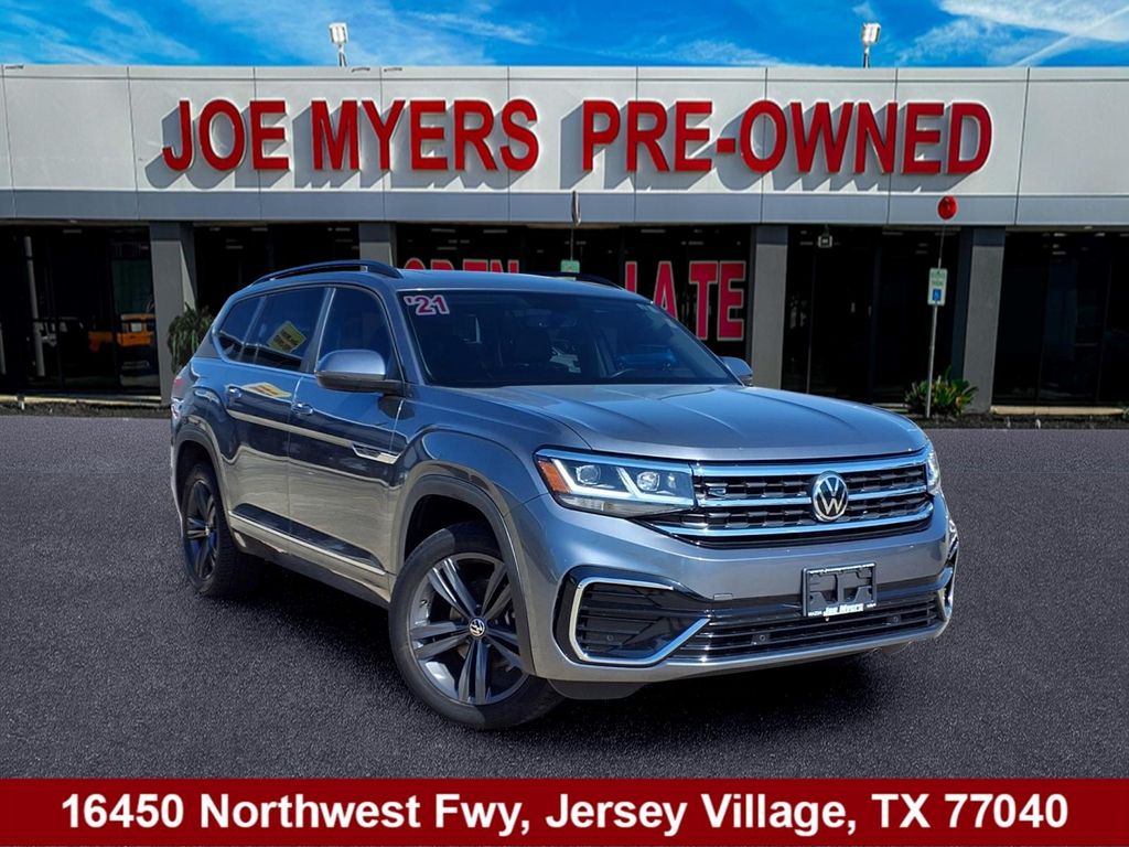 2021 Volkswagen Atlas 3.6L SE w/Tech R-Line's photo