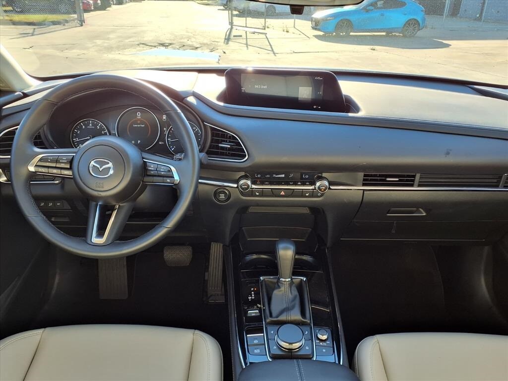 2025 Mazda CX-30 2.5 S Preferred photo 4