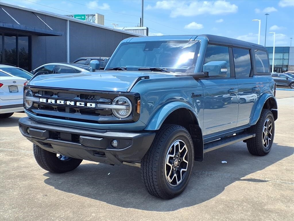 2023 Ford Bronco Base Big Bend Black Diamond Outer Banks photo 2