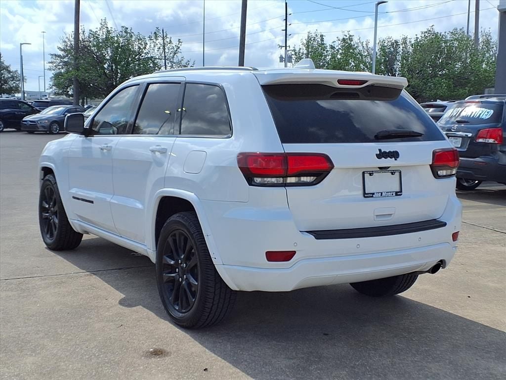 Used 2020 Jeep Grand Cherokee Altitude SUV